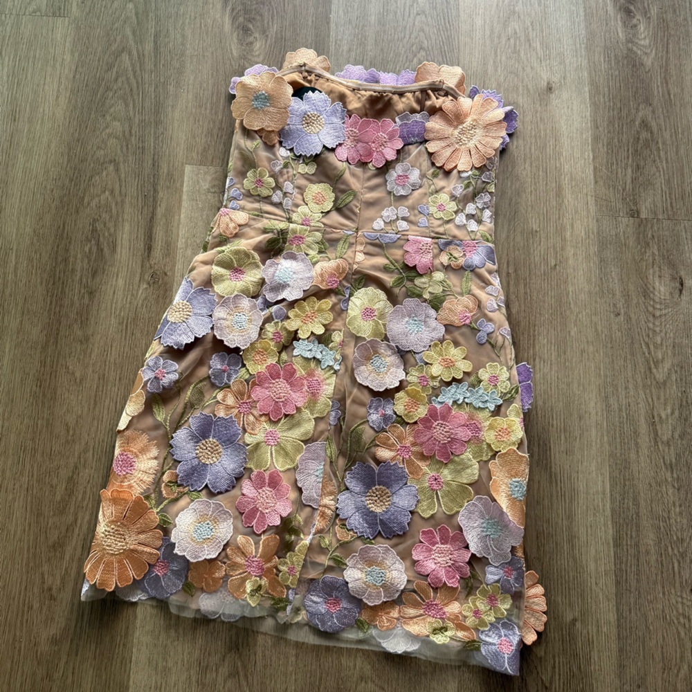 elliatt arabella pink purple strapless 3d floral embroidered mini dress medium - Picture 8 of 12